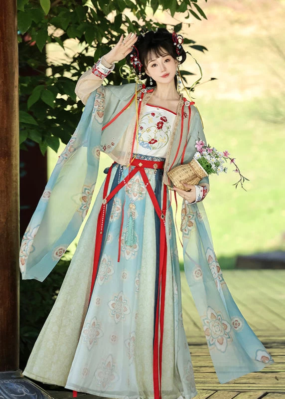 Women Modern Hanfu Silk Blend Set, Floral Embroidery | HANFUBAO