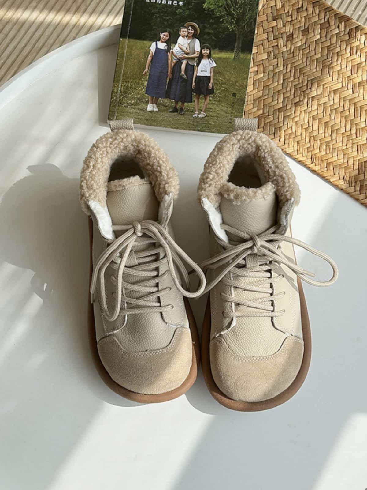 Leather Round Head Strap-Up Flat Bottom Martin Boots Winter Imitation Lamb Fleece Comfortable Warm Boots