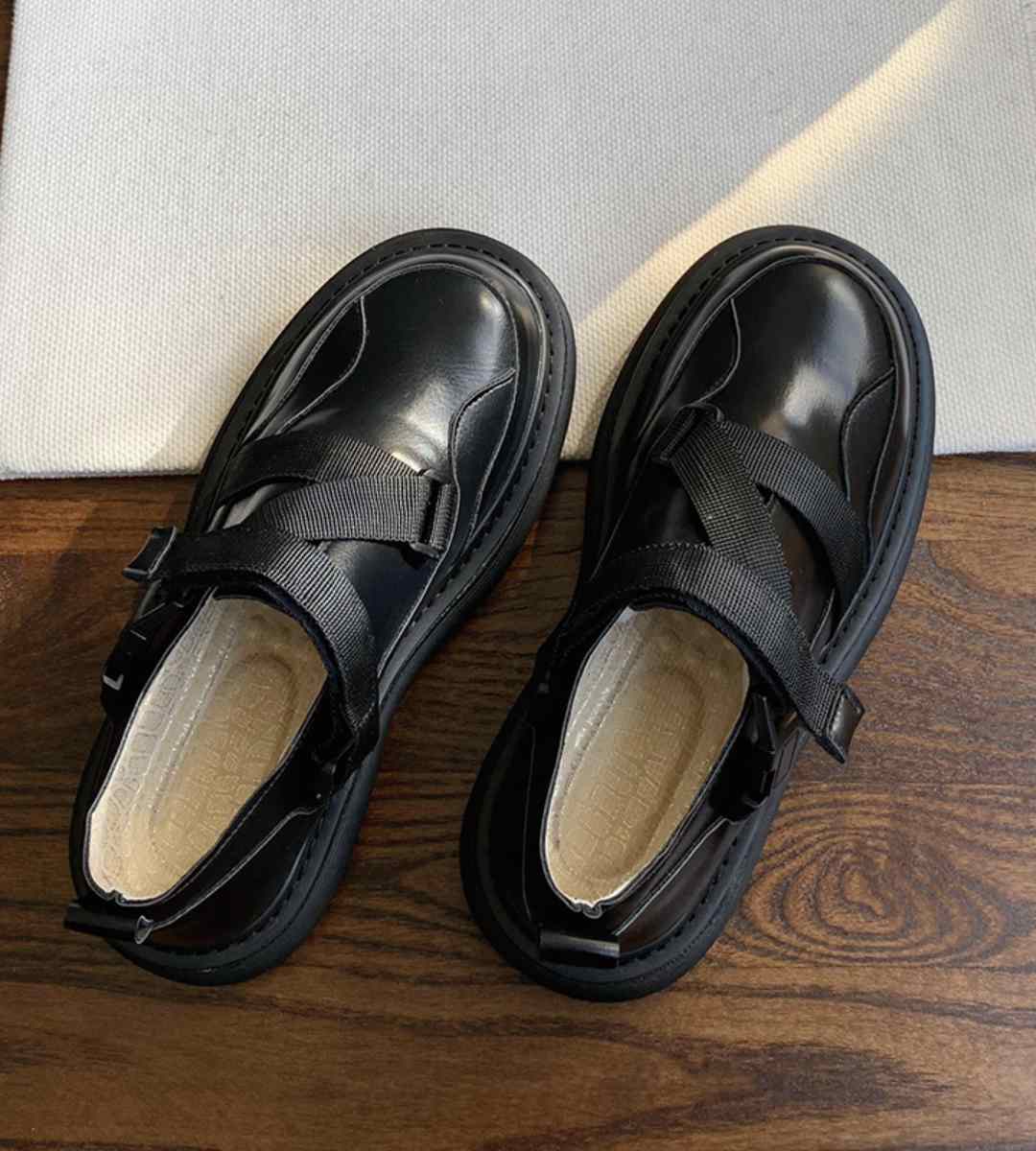 Autumn Casual Sneakers Leather Unique Fashion Type