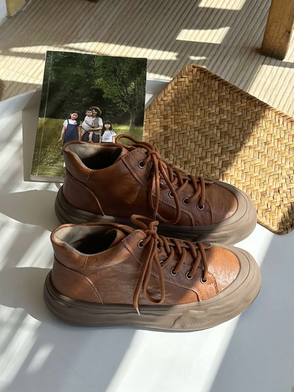 Round head lace-up platform shoes, new high-top comfortable and versatile small leather shoes for women