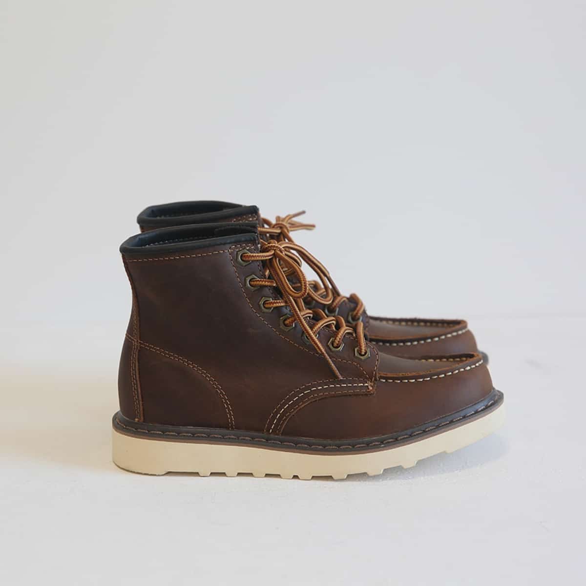 First layer cowhide round head strap flat bottom Martin boots women's autumn new couple short boots