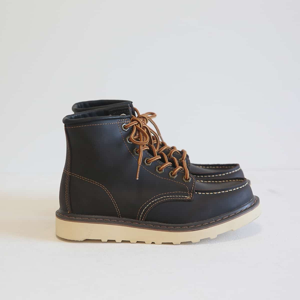 First layer cowhide round head strap flat bottom Martin boots women's autumn new couple short boots