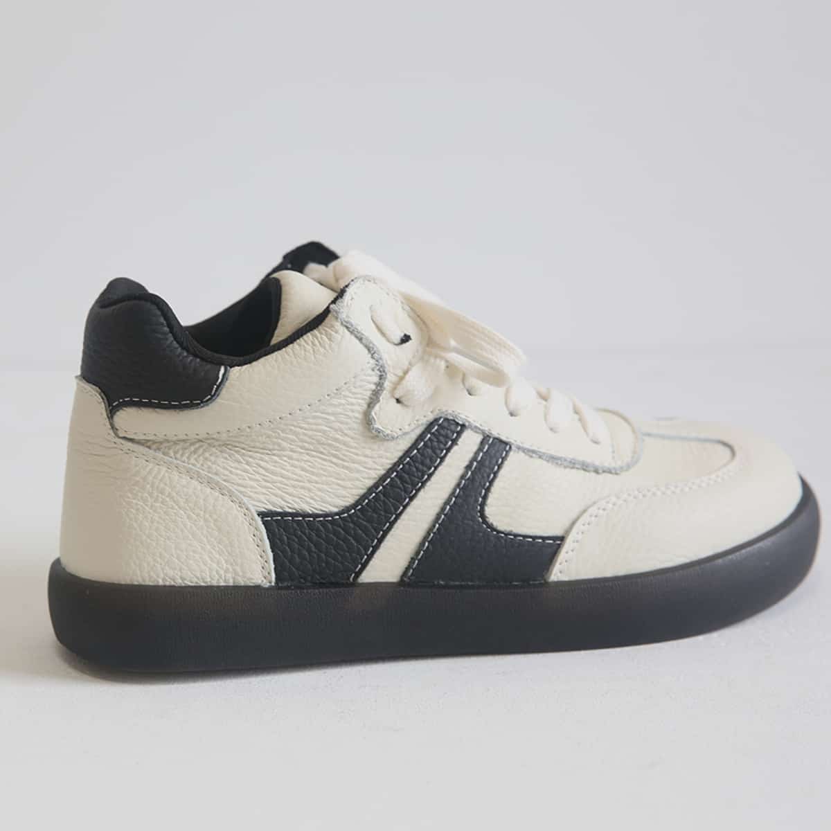 Round head lace-up flat shoes autumn and winter new high-top sports comfortable versatile board shoes women