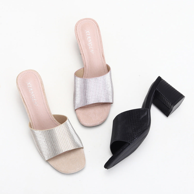 Slippers Flip-Flops Chunky Heel Sandals Sandals Sandals