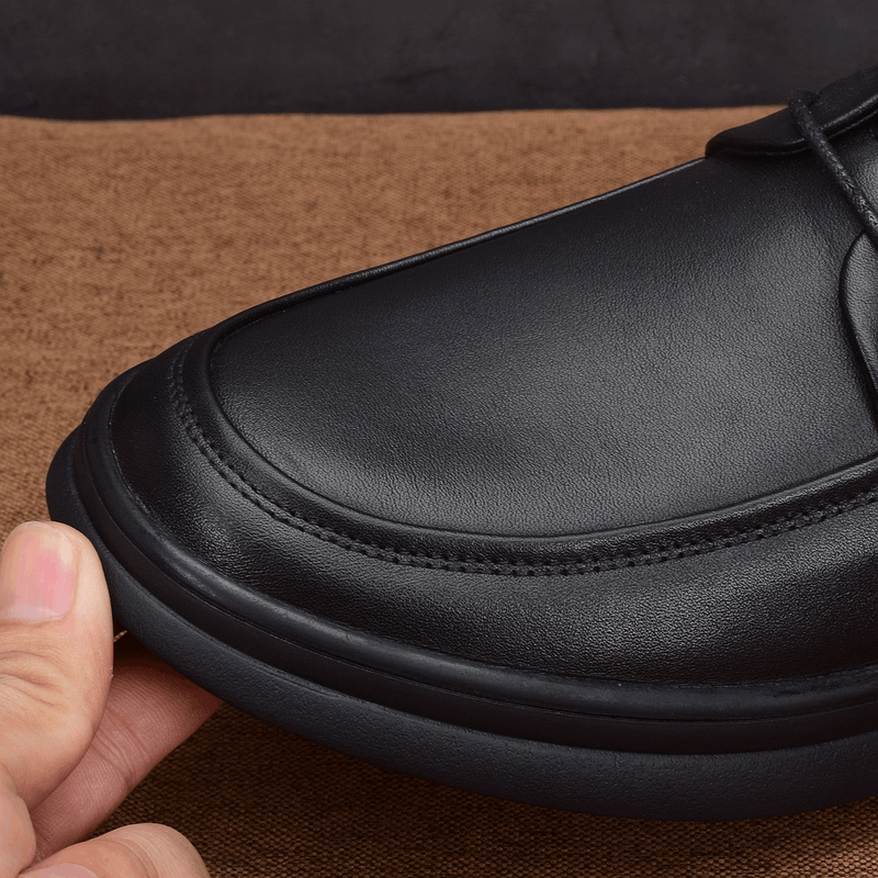 Men's casual leather shoes leather breathable first layer cowhide large size shoes men's shoes lightweight shock absorption driving shoes soft so