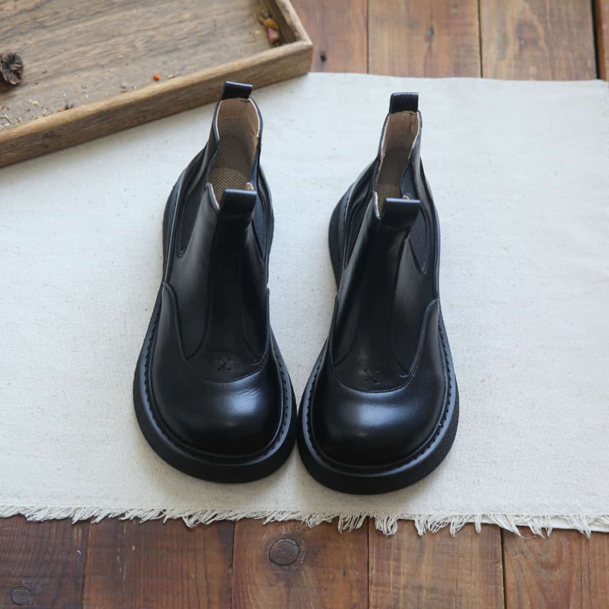 Glossy platform big head shoes handsome versatile locomotive boots fashionable cigarette boots women