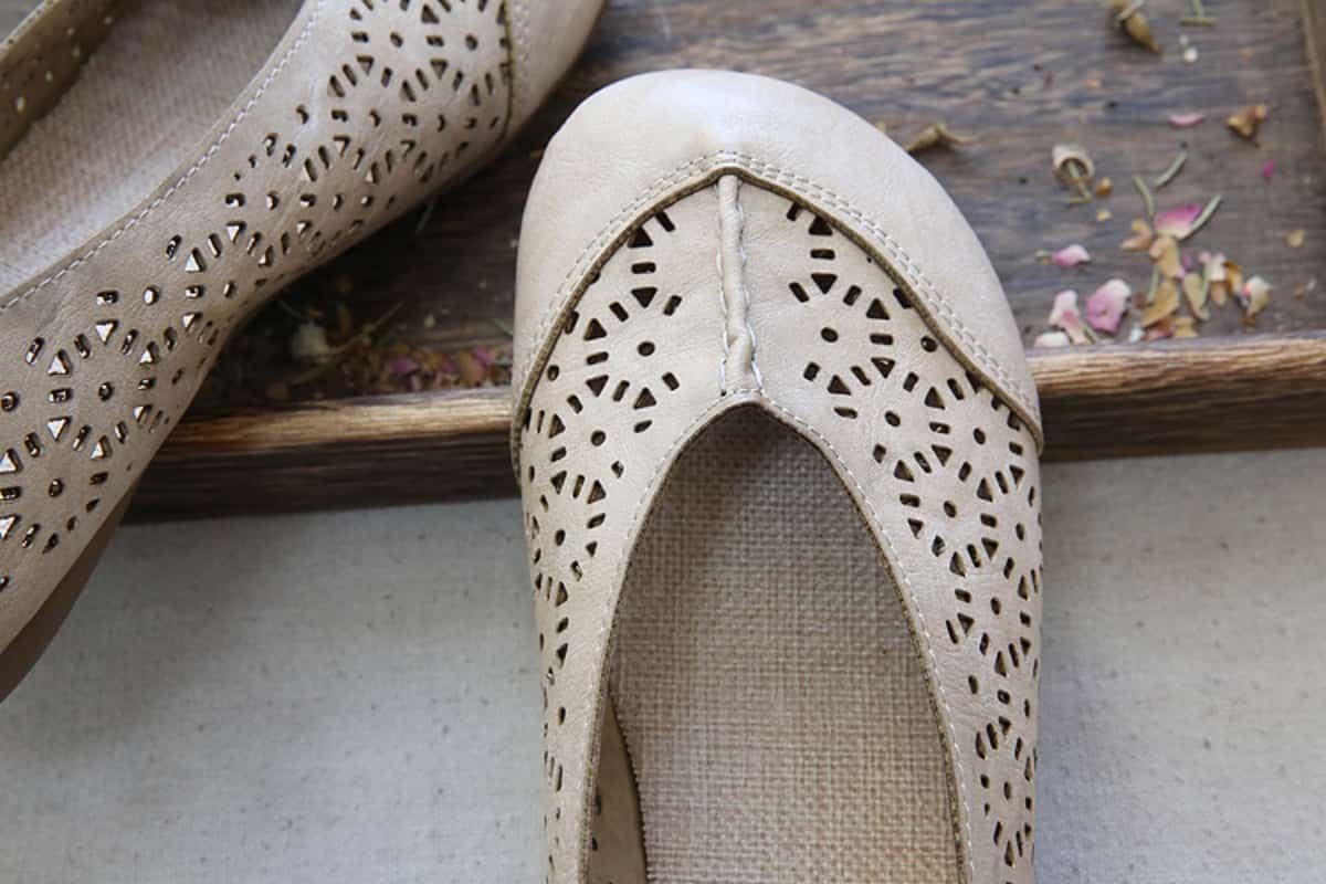 Hollow bag head flat shoes summer cotton and linen comfortable soft bottom hole shoes sandals
