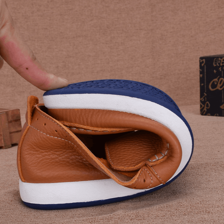 New men's casual leather shoes first layer cowhide men's shoes trendy leather breathable lazy shoes men's single shoes