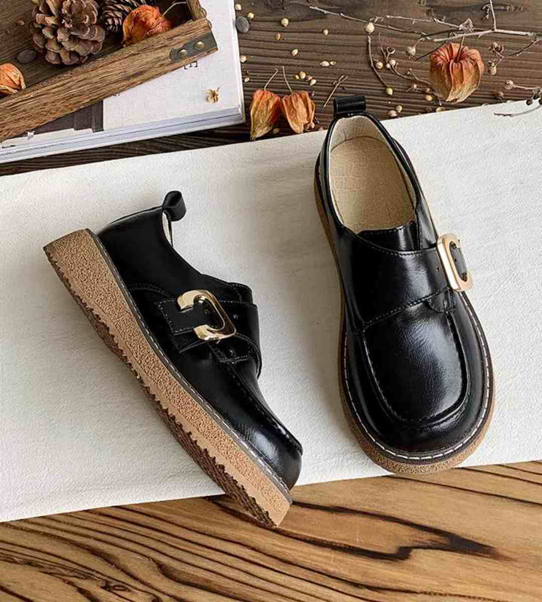 Fall Loafers Women Leather Retro Style Casual Shoes