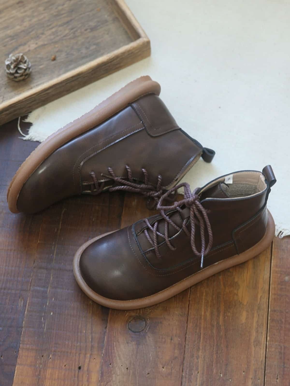 Round head lace-up flat-soled Martin boots autumn new low-heeled soft-soled short boots