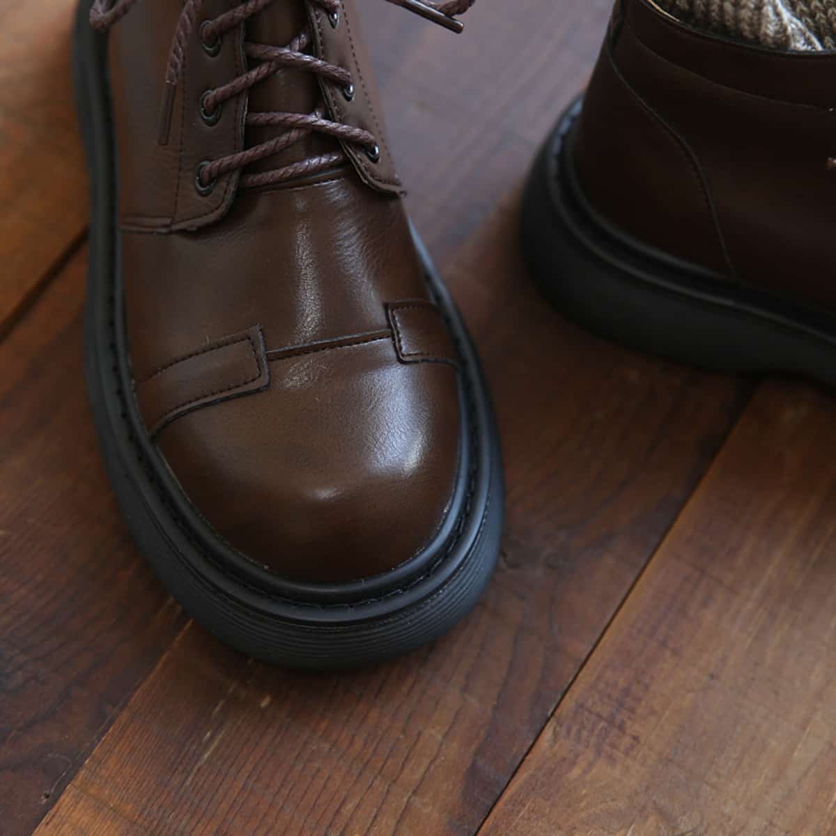 Glossy round head lace-up thick-soled big head shoes winter wool mouth velvet personalized versatile Martin boots women