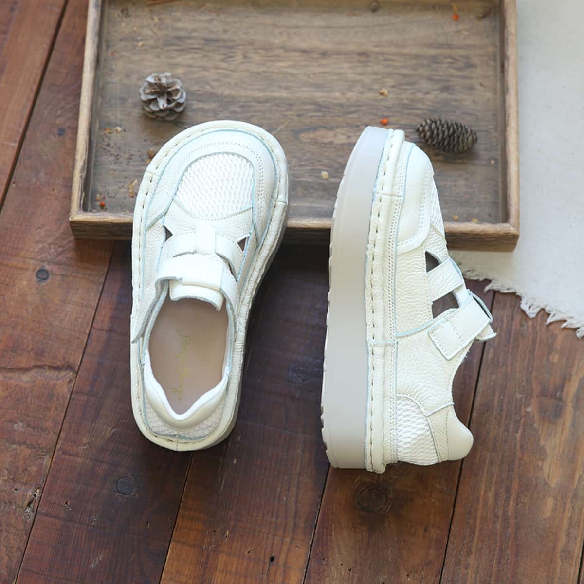 Leather hollow mesh round head thick sole big head shoes summer muffin bottom Roman sandals