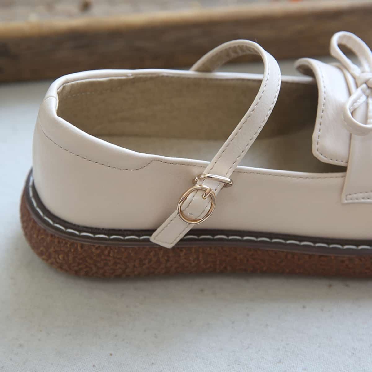 College style round head platform big head shoes girl word belt Mary Jane shoes sandals women