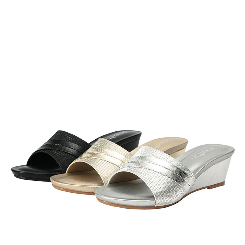 Fashion Wedge Sandals Outdoor Slippers Thick Bottom Increase Vacation