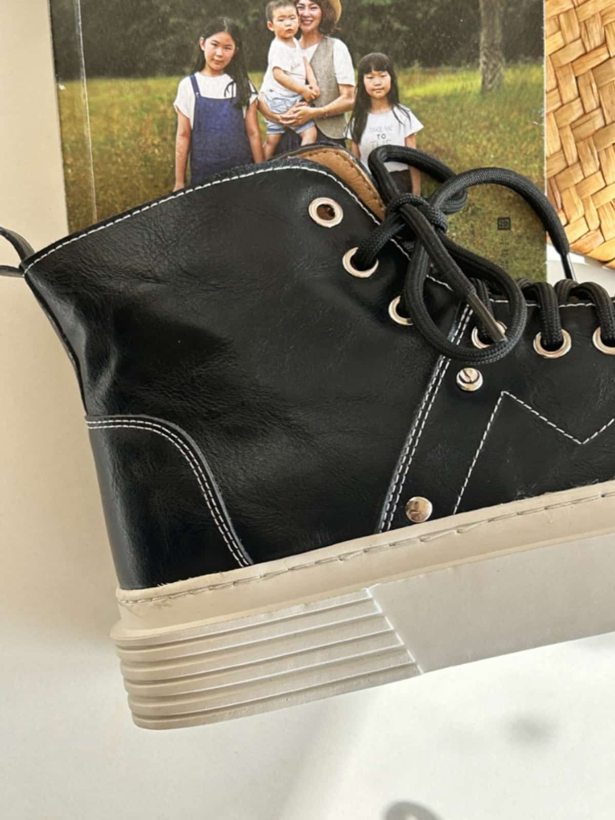 Round head lace-up thick-soled Martin boots winter velvet personalized handsome short boots children