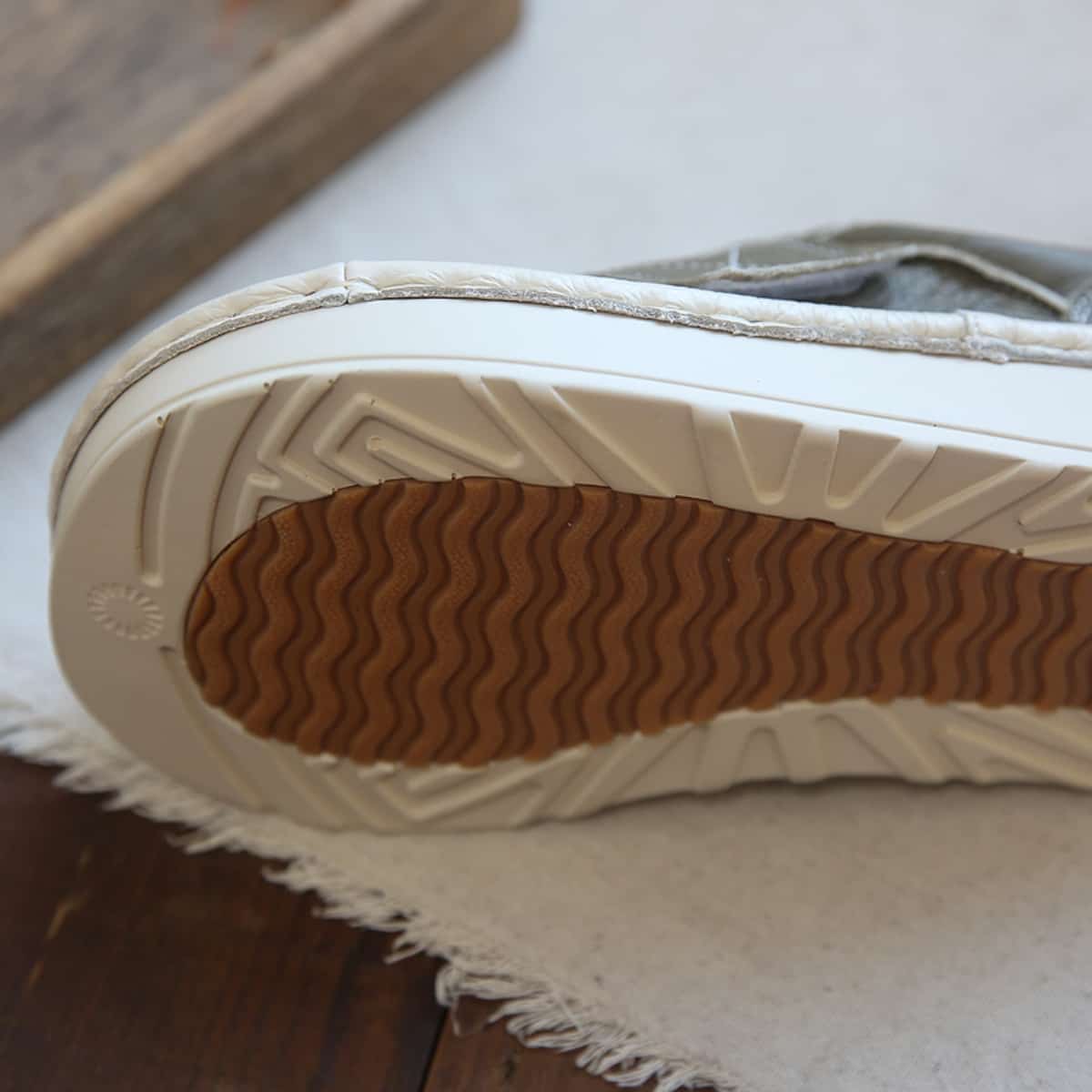 Leather round head platform big head shoes Velcro heightening shoes
